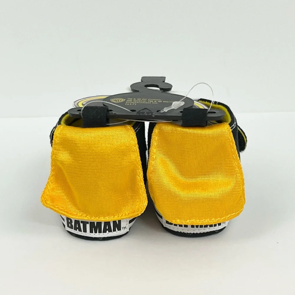 Batman Baby Shoes 3-6 Months with Capes DC Comics Black Gold White Adjust Strap